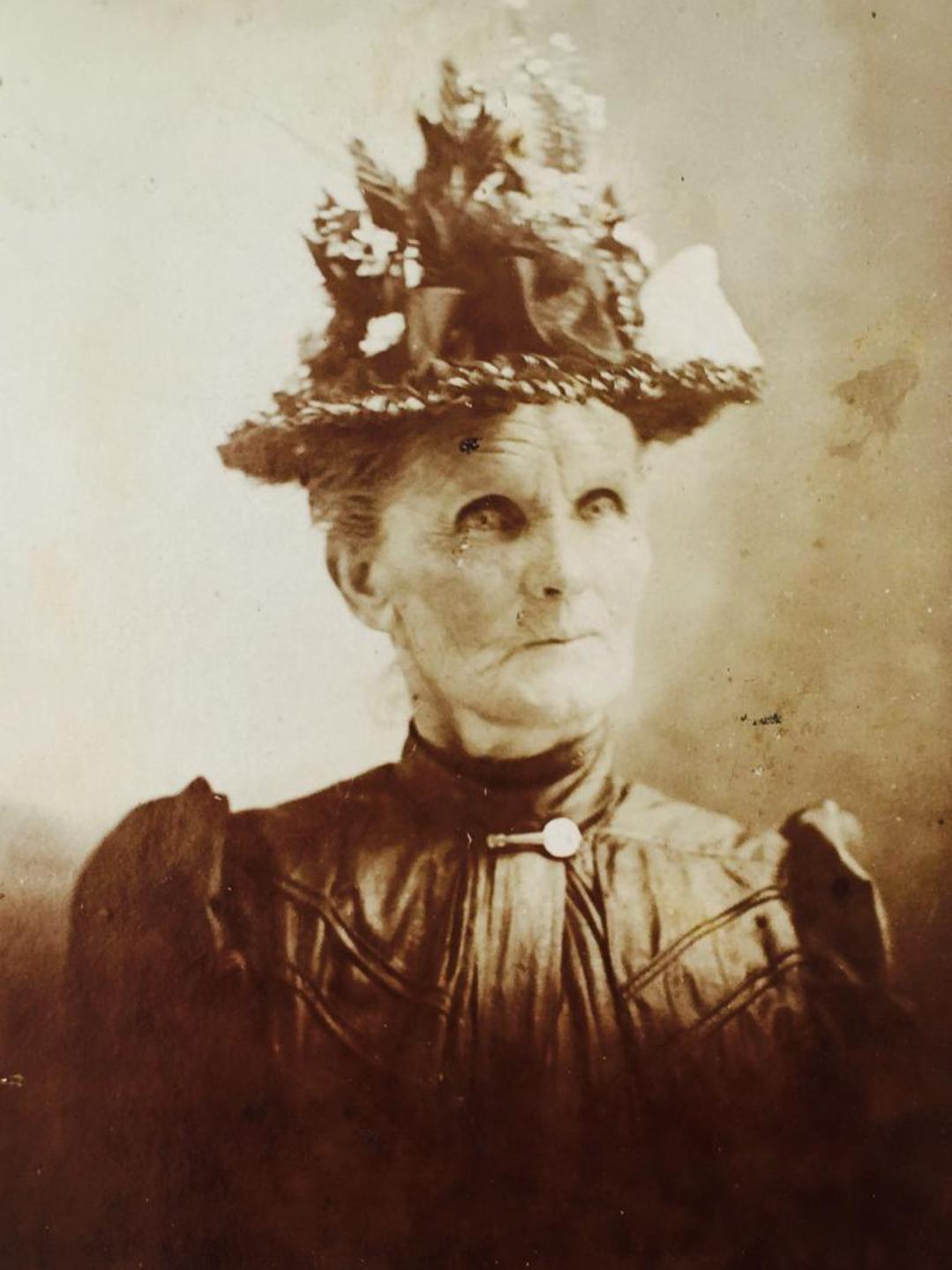 Mary Stephens (1843 - 1922) Profile